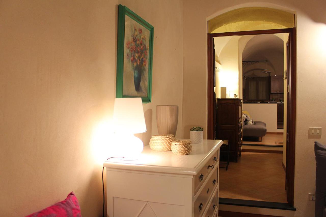In Centro Citta, Nei Vicoli Del Borgo Lejlighed Sanremo Eksteriør billede